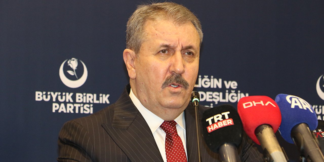 Destici Samsun'da konuştu: "Atatürk'ün ismini kullanarak yutturamaz"