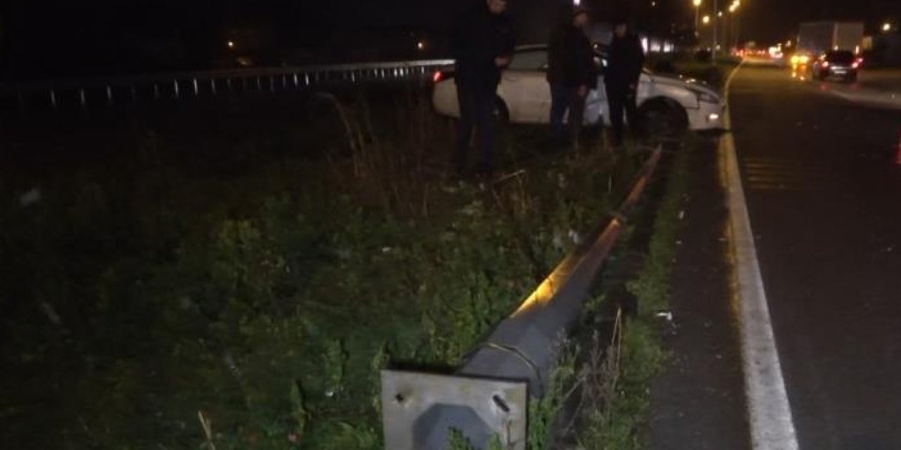 Samsun'da otomobil ile minibüs çarpıştı! 3 yaralı