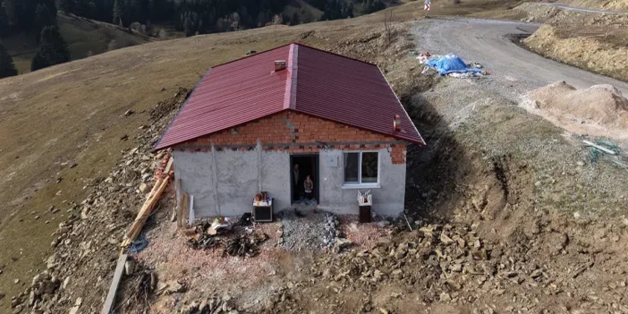 Samsun’da ihtiyaç sahibi aileye ev yapıldı!’ “Yanlarında olmaya devam edeceğiz”