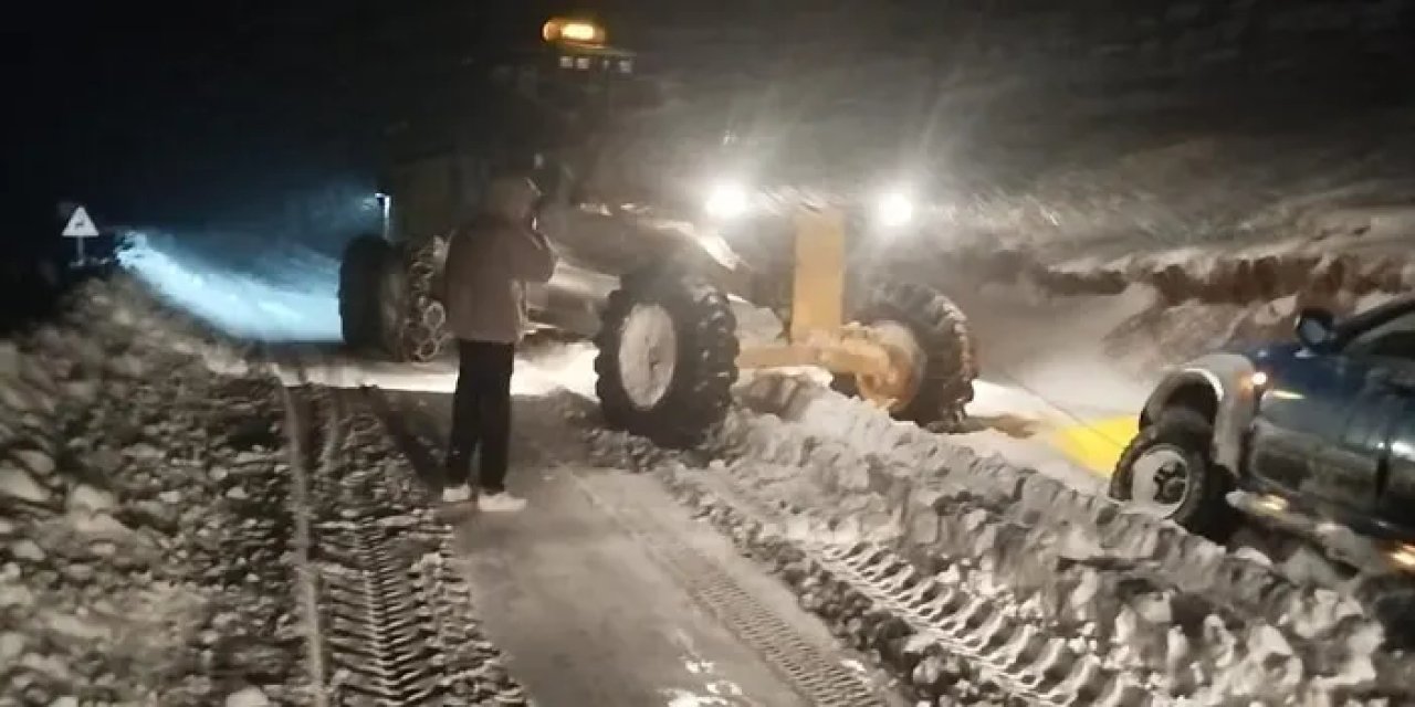 Gümüşhane’de kar ve tipide mahsur kalan 6 kişinin imdadına yetişildi!