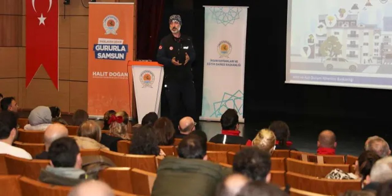 Samsun Büyükşehir arama kurtarma ekibinden anma programı