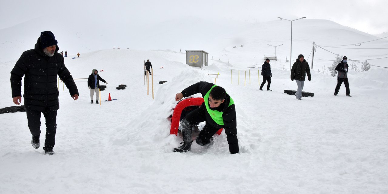 Zigana Dağı'nda 15. Kış Şenliği coşkusu yaşandı