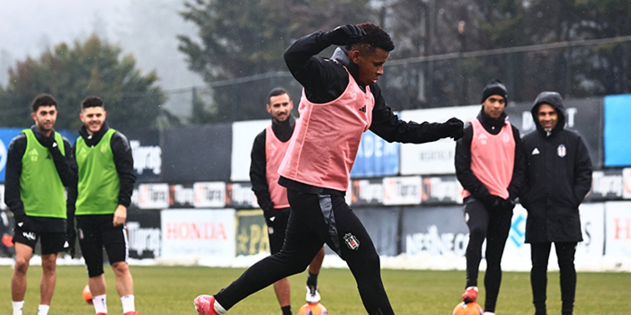 Trabzonspor'un rakibi Beşiktaş'ta sıcak gelişme! Antrenmana çıktı