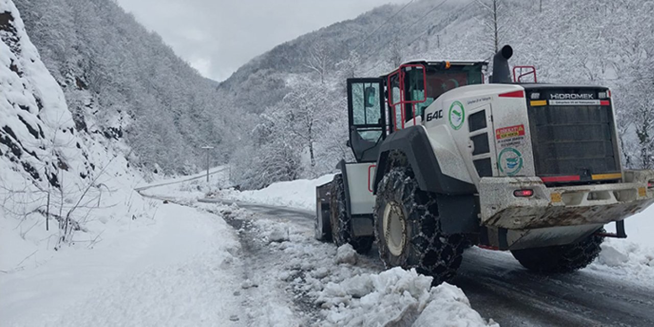 Giresun ve Ordu’da kar yağışı: Yüksek kesimler beyaza büründü