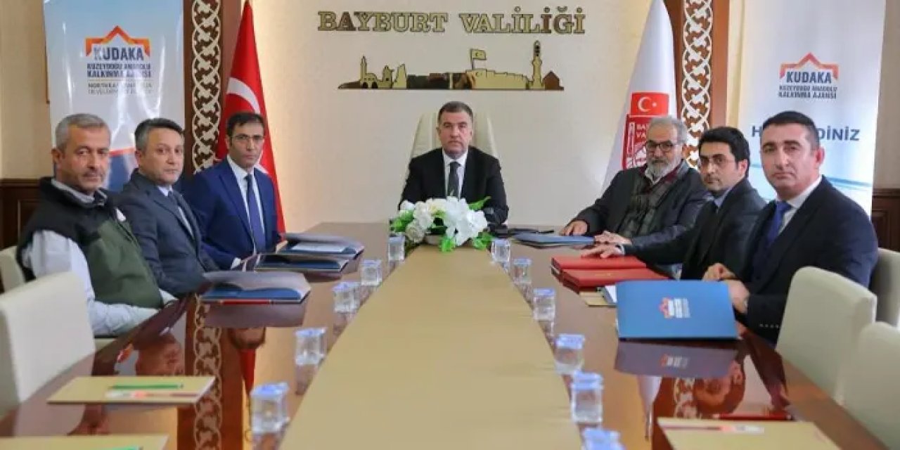 Bayburt’ta iki proje için tören ile imzalar atıldı!