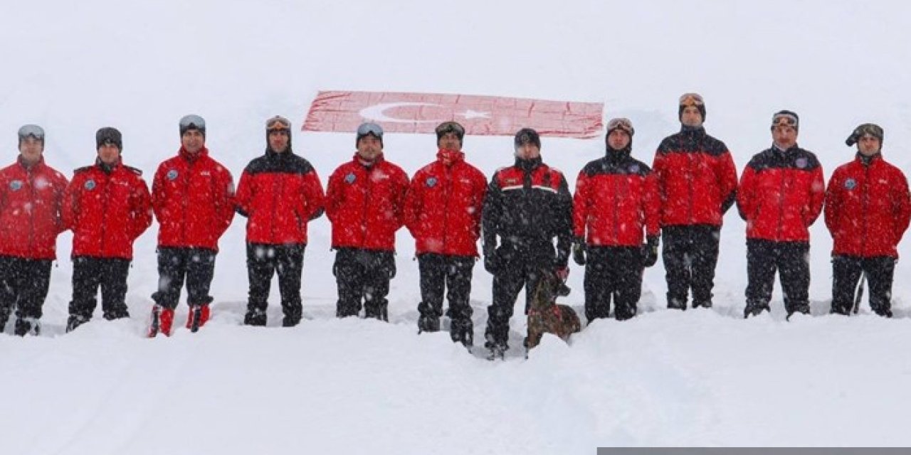 Ordu'da çığda arama kurtarma tatbikatı yapıldı