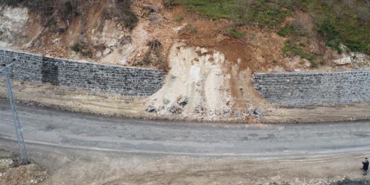 Ordu'da heyelanda istinat duvarı çöktü