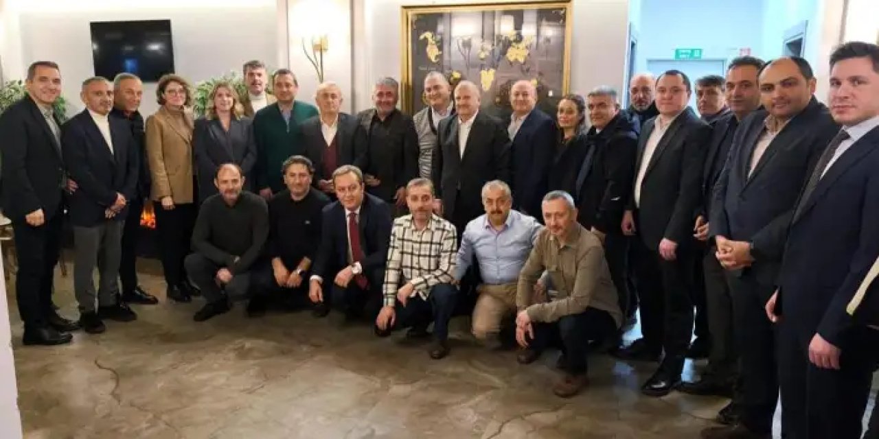 Ünye Belediyesi’nde Emekli Personellere Plaket Takdim Edildi