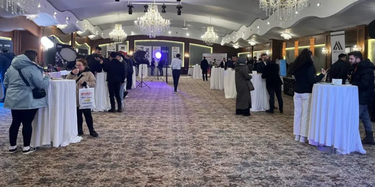 Fotoğrafçılık sektörü Trabzon’da buluştu! Dünya markaları yoğun ilgi gördü