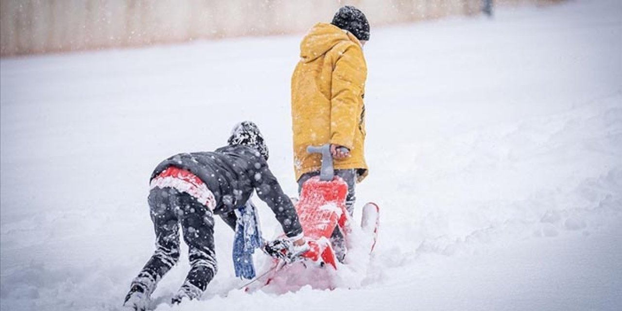 Artvin ve Ordu’da kar engeli: Tüm okullarda eğitime ara verildi