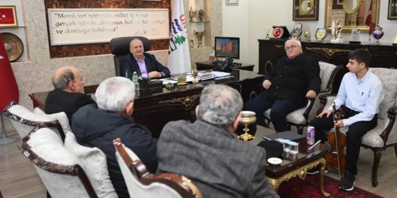 Ordu Ünye Belediye Başkanı Tavlı muhtarlarla bir araya geldi!