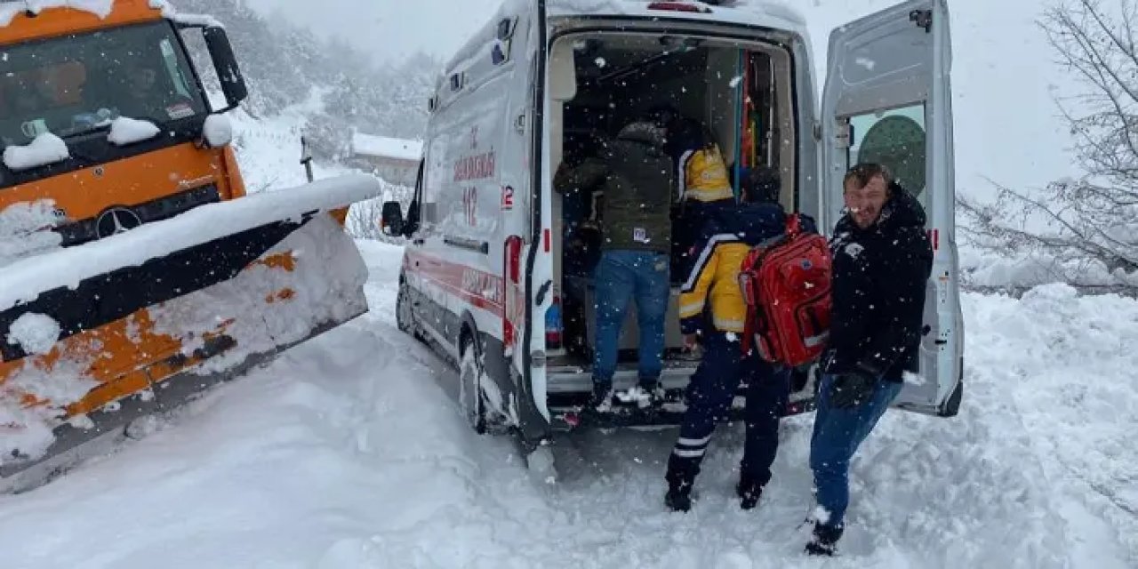 Samsun’da 84 yaşındaki kadına kar rağmen ulaşıldı!