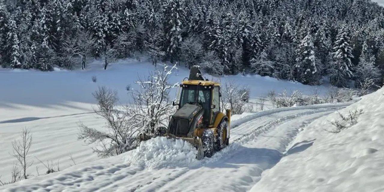 Artvin’de 68 köy yolu ulaşıma kapandı!
