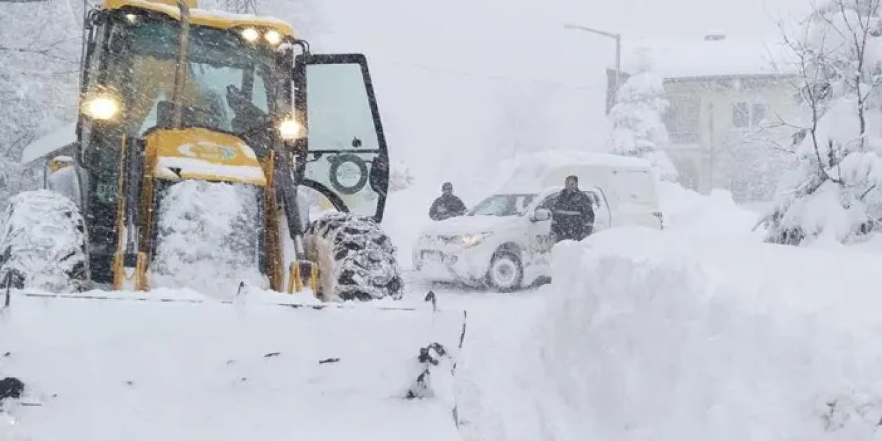 Ordu Büyükşehir Belediyesi karla mücadelede sahada!