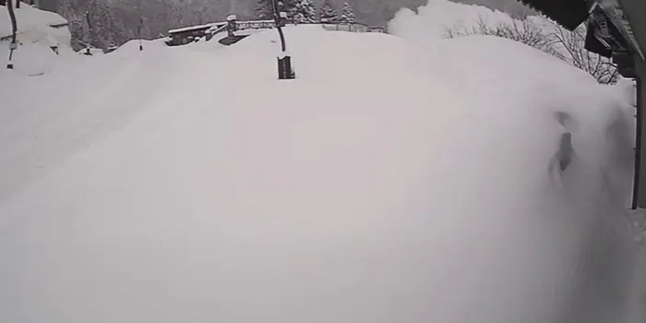 Rize'de Ayder Yaylası'nda korku dolu anlar! Çığ düştü