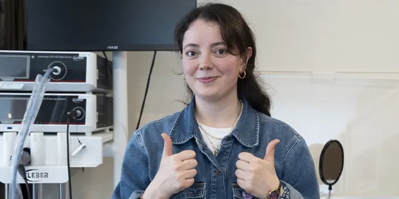 Trabzon'da 27 yıl sonra biyonik kulakla duymaya başladı!