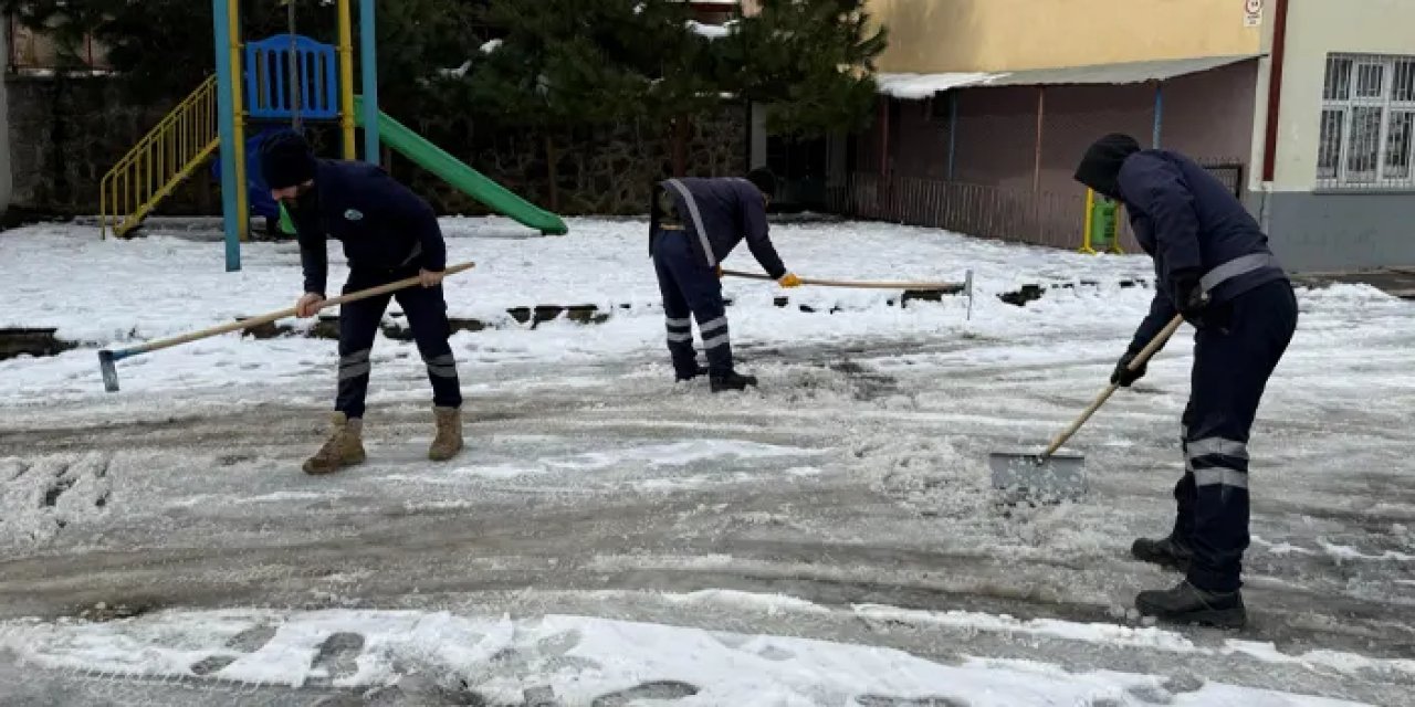 Ortahisar Belediyesi’nden okul bahçelerine temizlik!