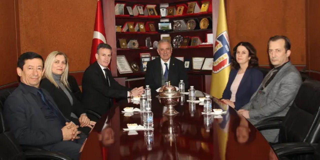 Trabzon Defterdarlığı heyetinden TTB’ye Vergi Haftası ziyareti