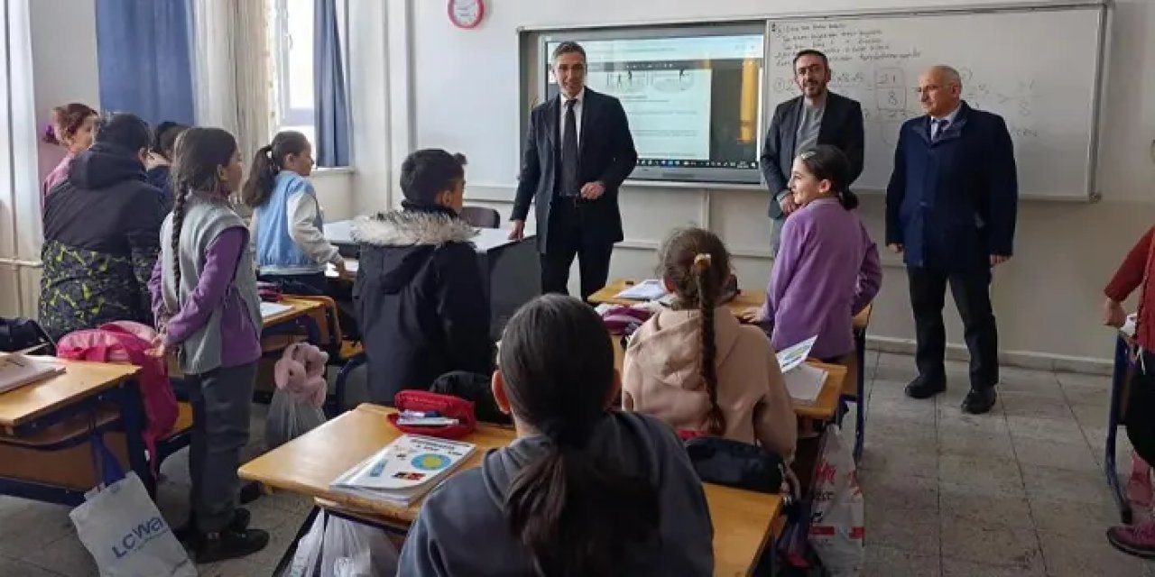 Bayburt İl Milli Eğitim Müdürü Kahraman’dan okul ziyaretleri