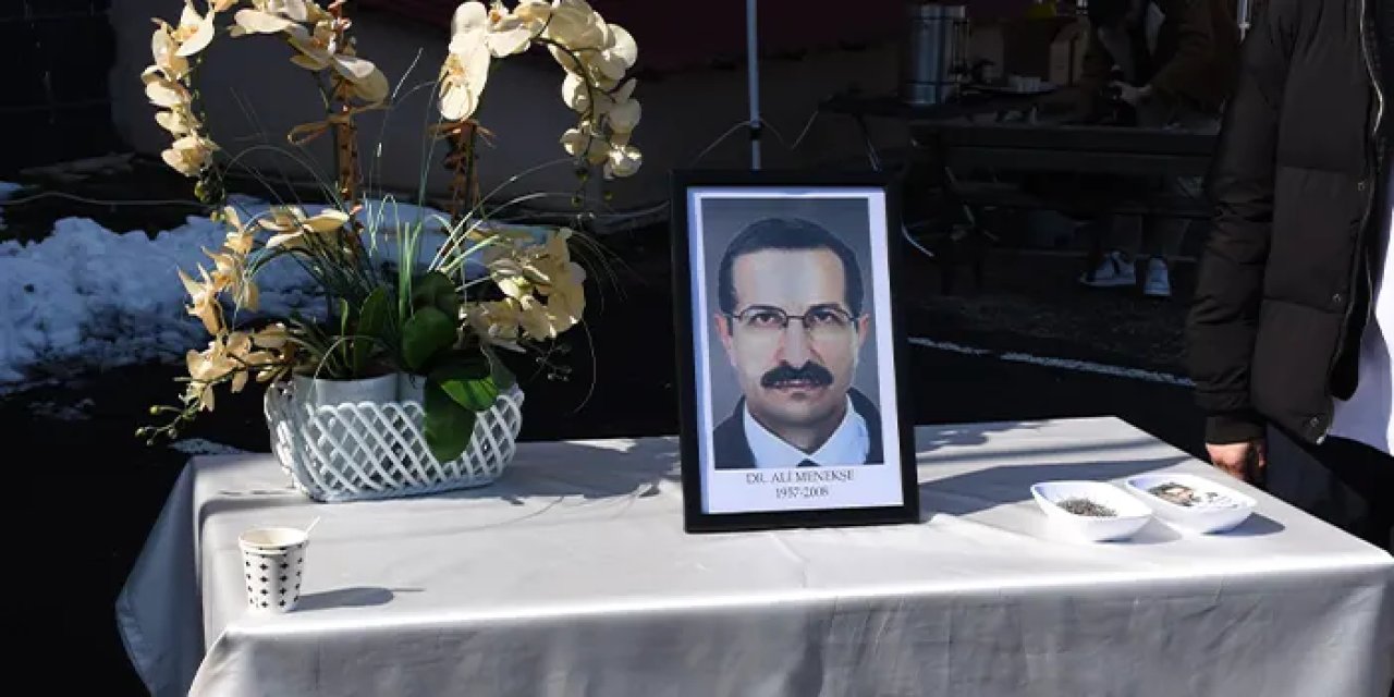 Giresun'da hastası tarafından öldürülmüştü! Dr. Ali Menekşe ölüm yıl dönümünde anıldı