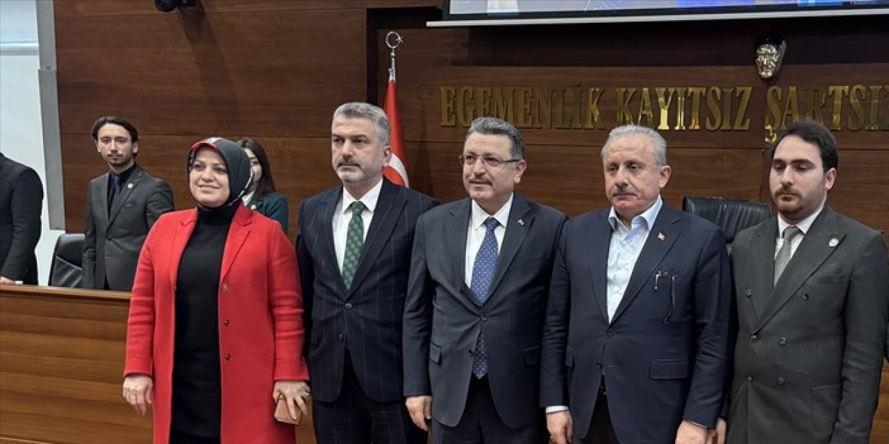 Eski TBMM Başkanı Mustafa Şentop Trabzon'da