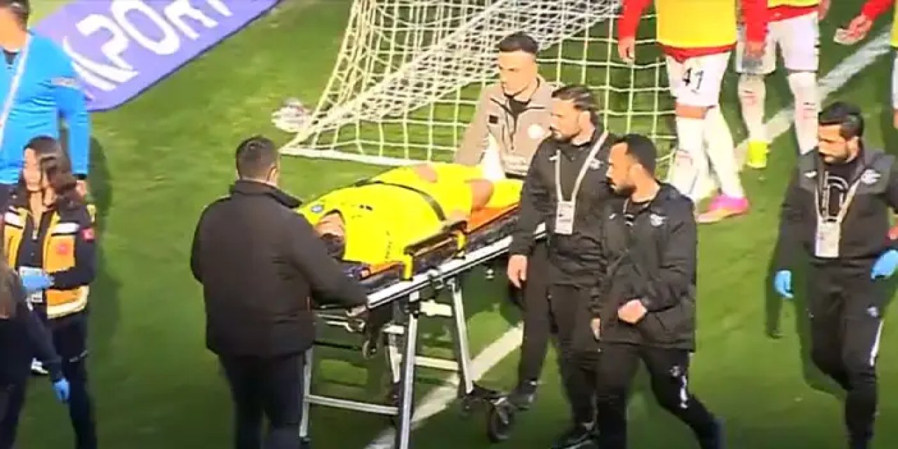 Süper Lig maçında korku dolu anlar! Hastaneye kaldırıldı