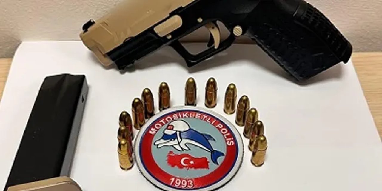 Trabzon’da polisten ruhsatsız tabanca operasyonu!