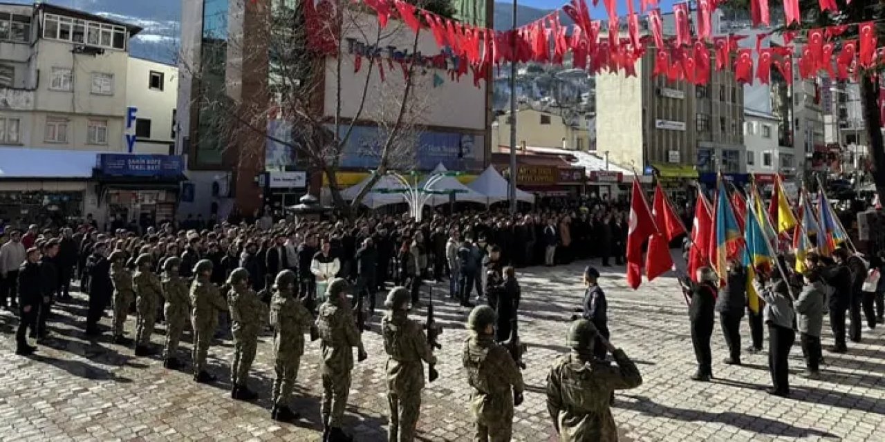 Artvin’in düşman işgalinden kurtuluşu coşkuyla kutlandı