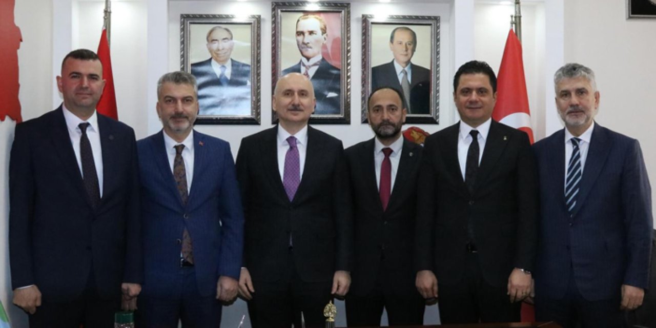 Ak Parti heyetinden MHP Ortahisar ilçe Başkanlığına ziyaret