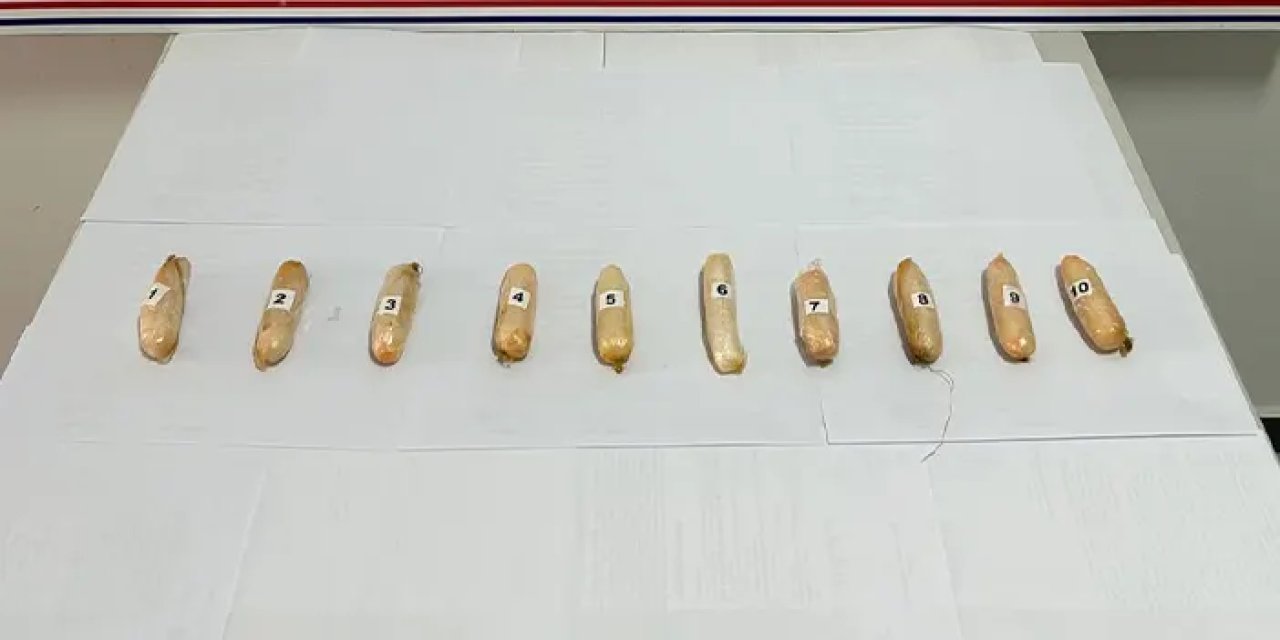 Artvin’de şok operasyon! Bağırsaklarından 350 gram uyuşturucu çıktı