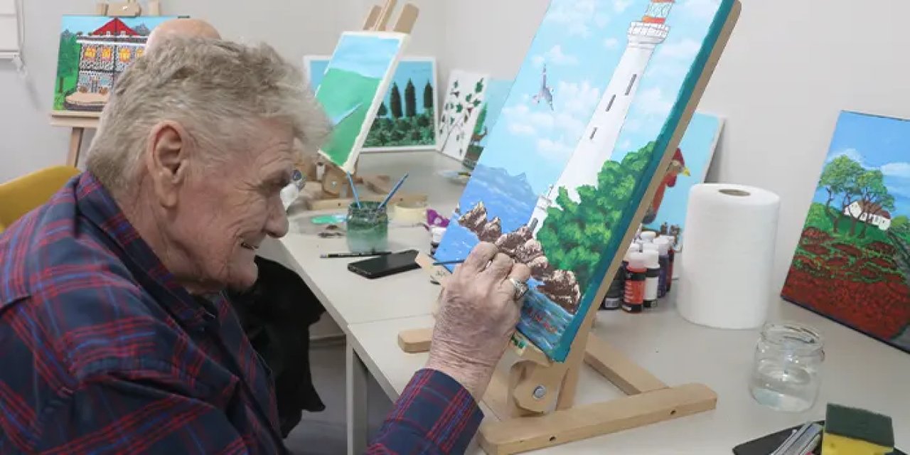 Rizeli huzurevi sakinlerinden ilham veren hikâye: Çocukluk hayalleri tuvale dökülüyor!