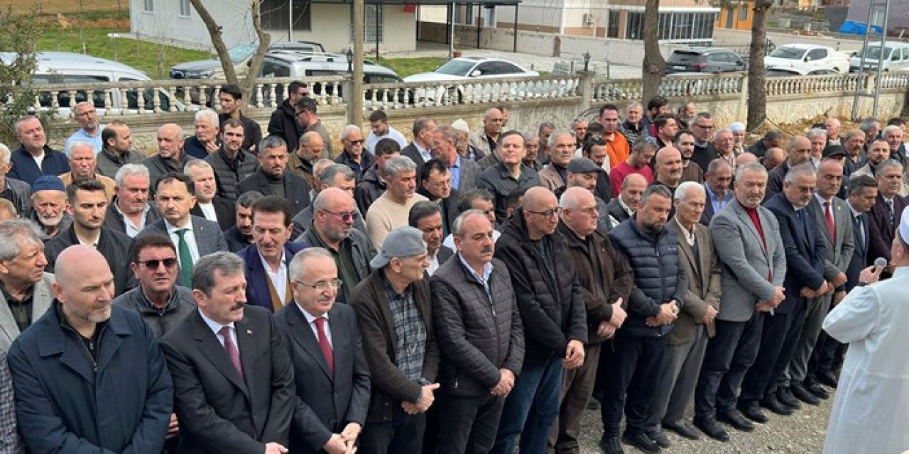 TBMM İçişleri Komisyonu Başkanı Soylu'nun dayısı Halit Reis'in cenazesi Samsun'da defnedildi