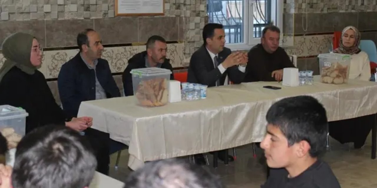 Bayburt’ta Kaymakam Şahin öğrencilerle buluştu!