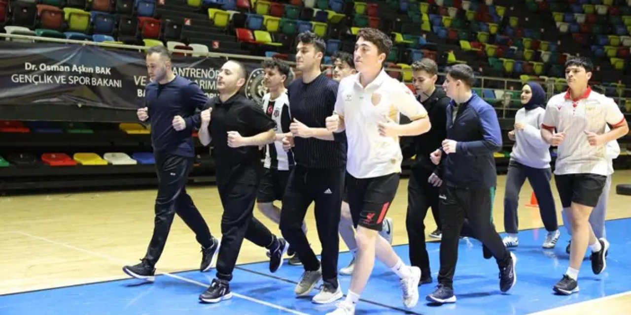 Samsun Spor Akademisi kursları gençlerin yanında