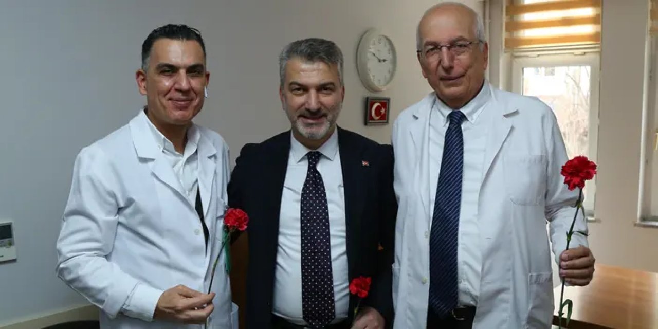 Başkan Mumcu’dan Tıp Bayramında ziyaretlerde bulundu