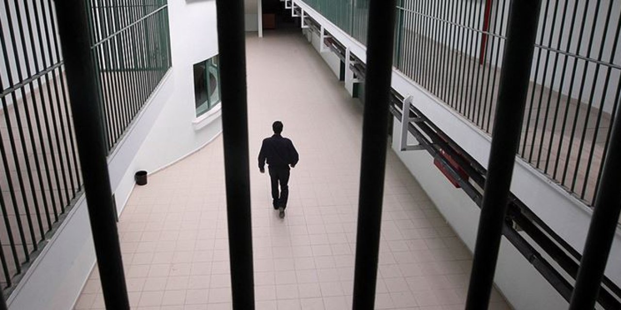 Trabzon'da cezaevinde korkutan yangın! 4 kişi hastaneye kaldırıldı