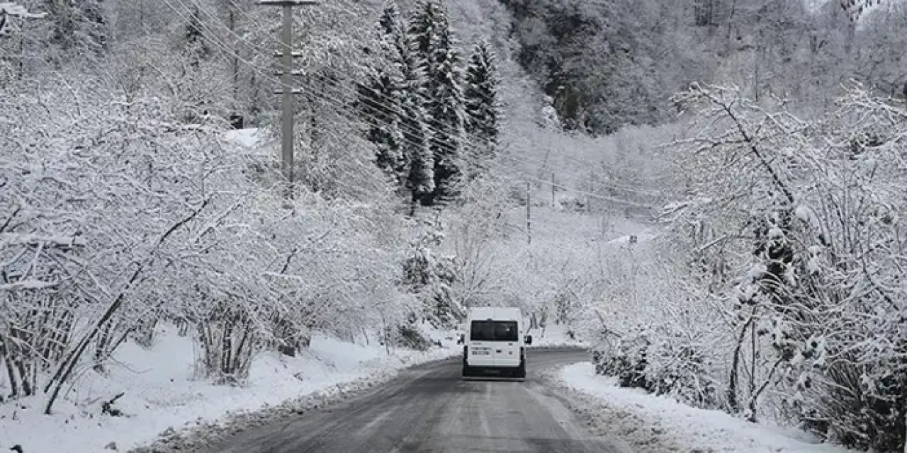 MGM'den Trabzon ve Doğu Karadeniz bölgesine uyarı! Yüksek kesimlere kar yağışı geliyor