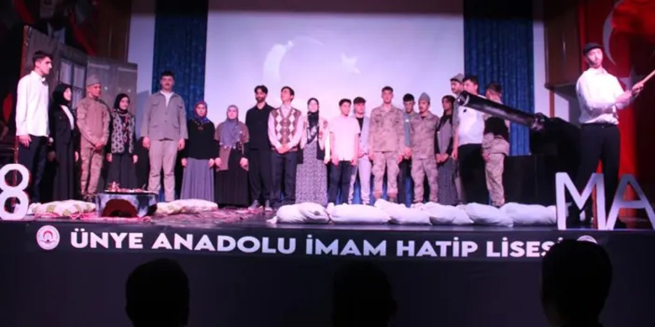 Ordu’da öğrencilerden Çanakkale Zaferi koreografisi!