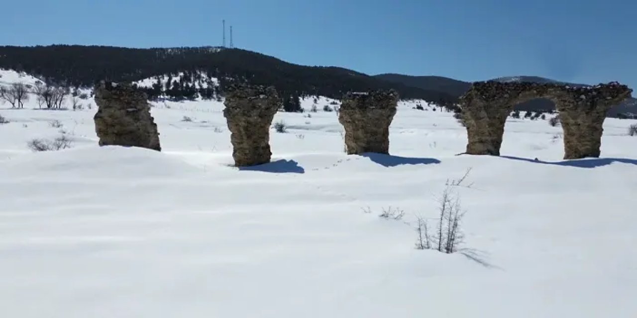 Kar altında tarihi güzellik! Gümüşhane’nin Satala Antik Kenti büyüledi