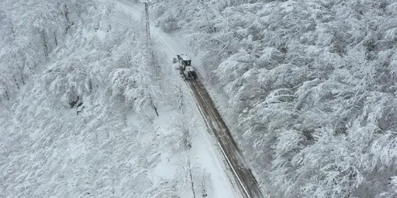 Karadeniz’de kış geri döndü: 159 köy yolu kapalı