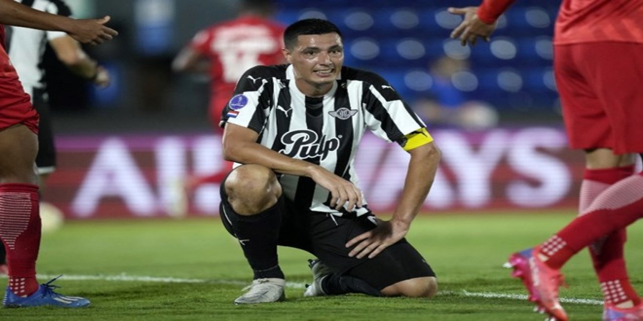 Trabzonspor'un eski yıldızı 41 yaşında korku salmaya devam ediyor!