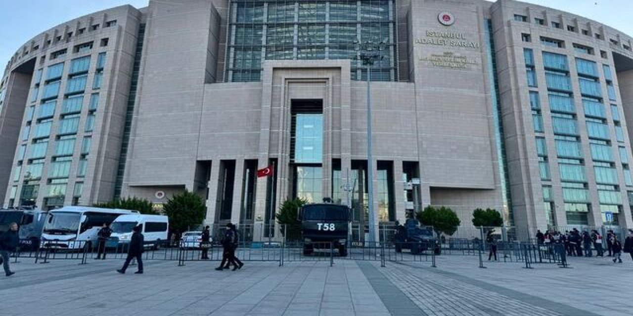 İstanbul'da Çağlayan Adliyesi'ne çıkan yollar kapatıldı!