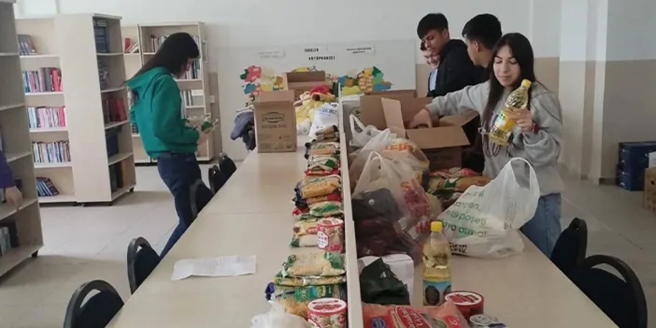 Samsun'da lise öğrencilerinden Ramazan’da örnek davranış