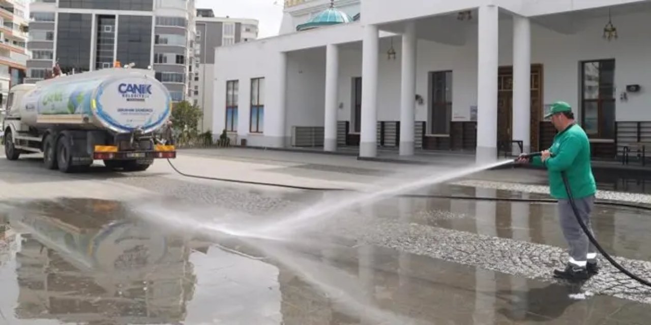 Samsun’da camilerde bayram temizliği!