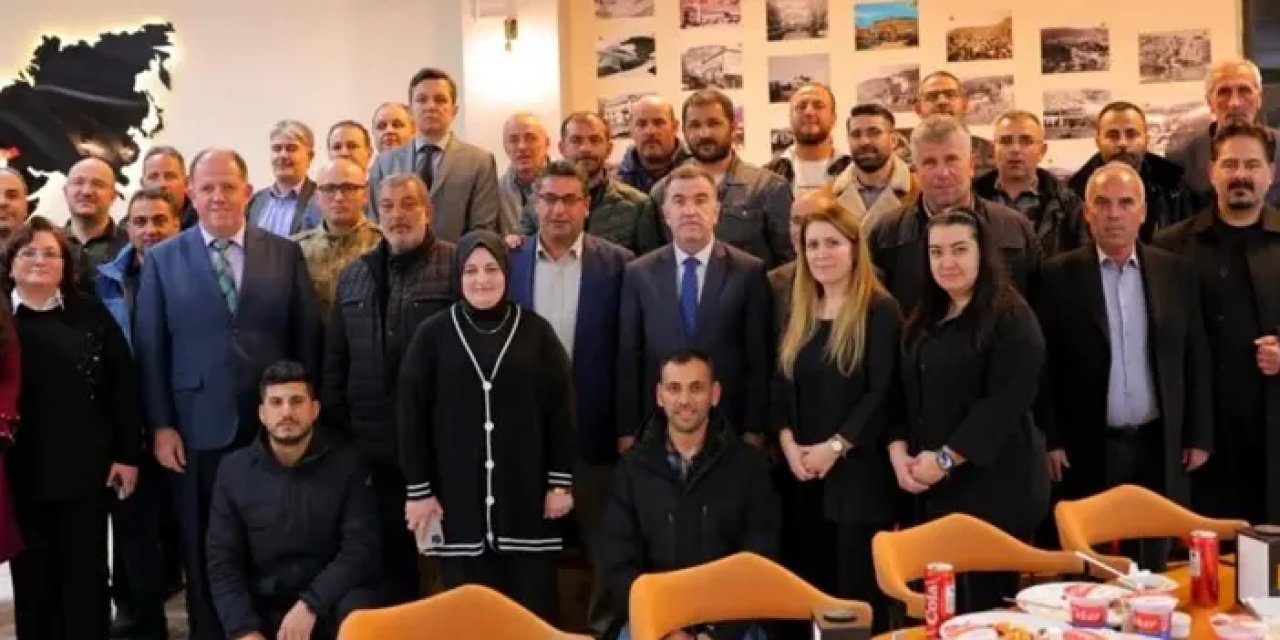 Bayburt Valisi Eldivan İl Özel İdaresi personelleriyle iftarda buluştu