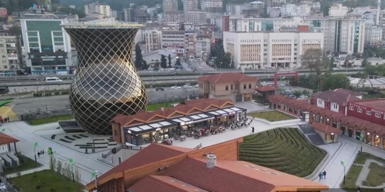 Rize'de Çay Çarşısını 2,5 milyon kişi ziyaret etti