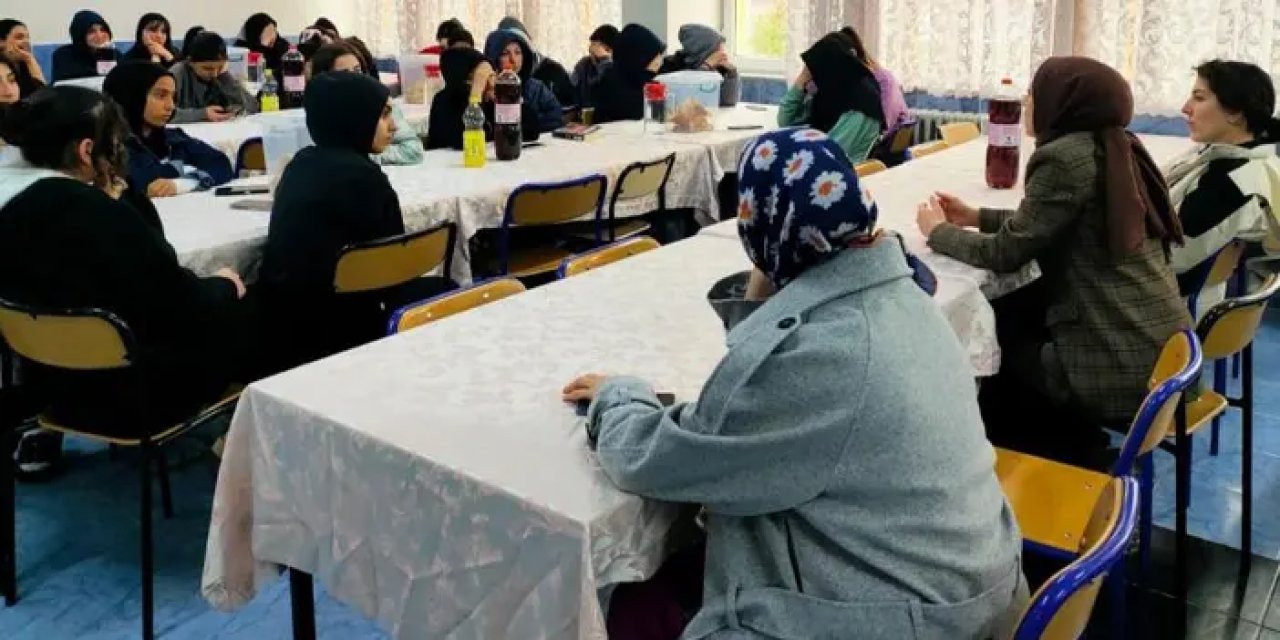 Bayburt’ta kadın hakları masaya yatırıldı!