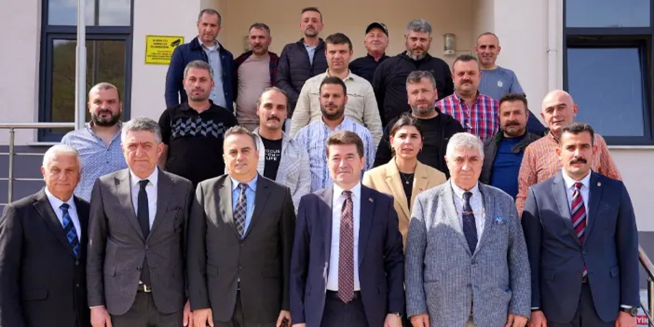 Başkan Kaya, belediye çalışanlarıyla bayramlaştı!