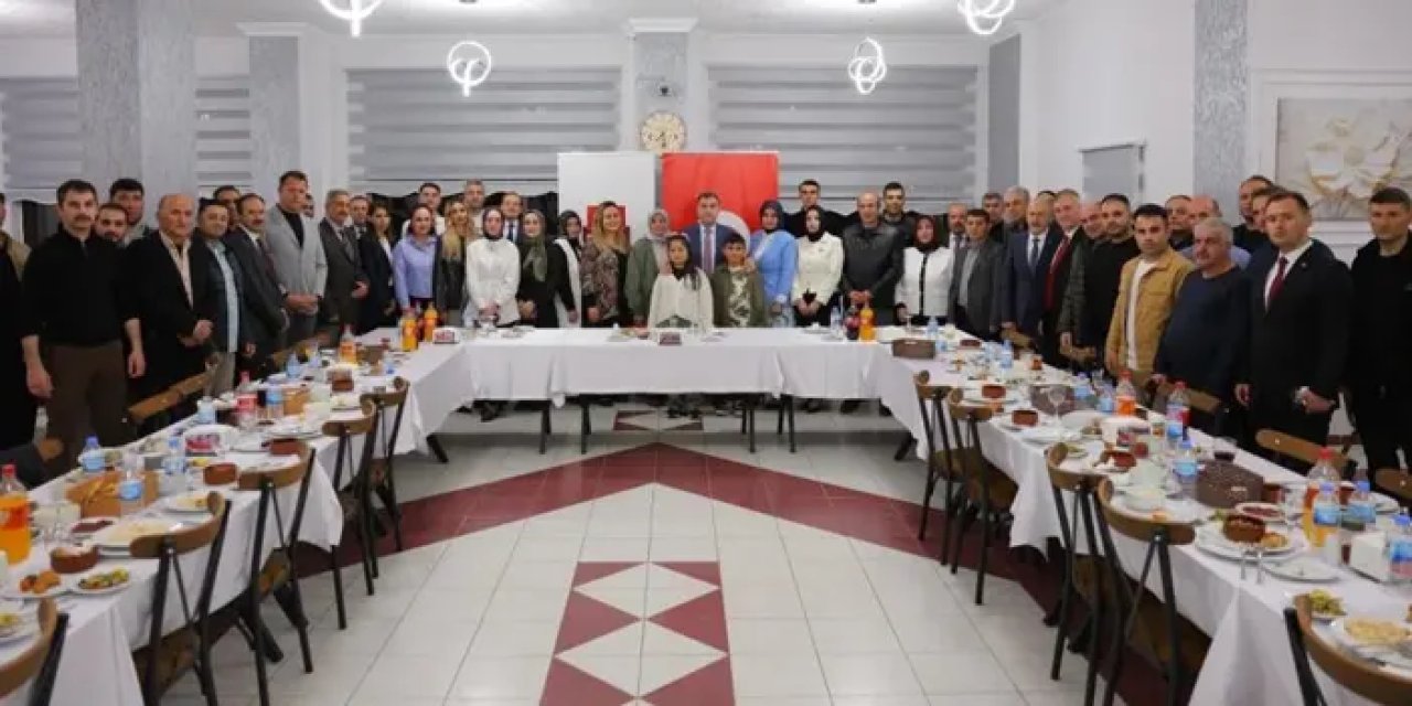 Bayburt Valisi Eldivan personelle iftarda buluştu!