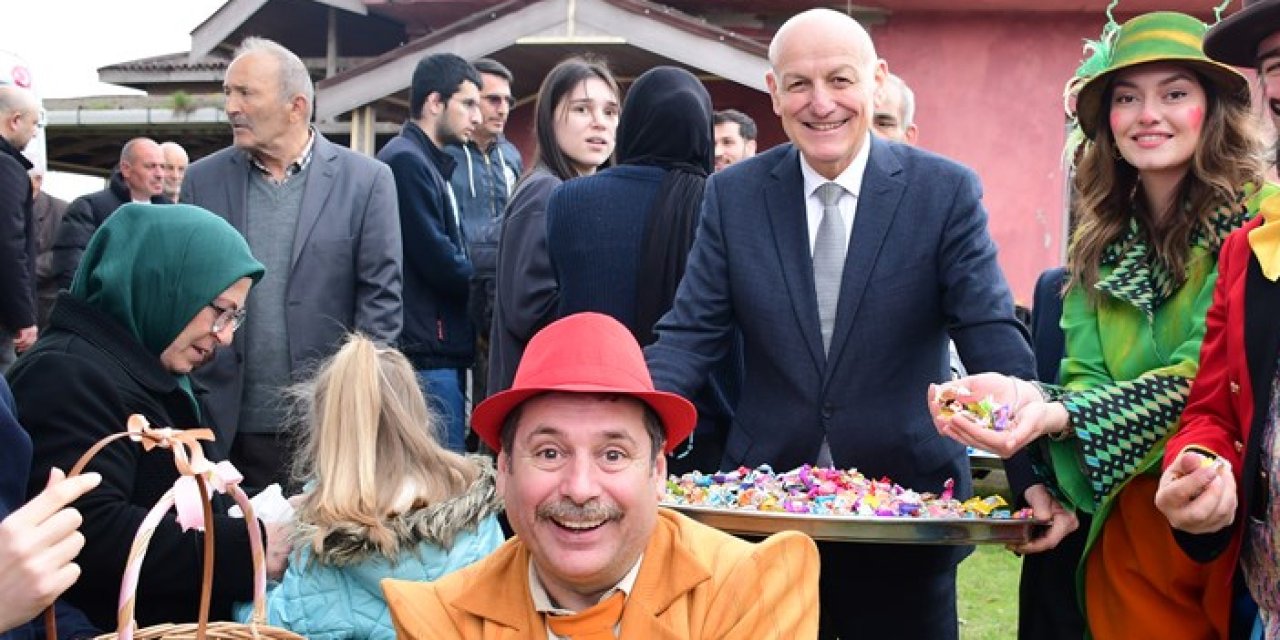 Samsun'da çocuklar "Arife Bayramı" ile sevindirildi